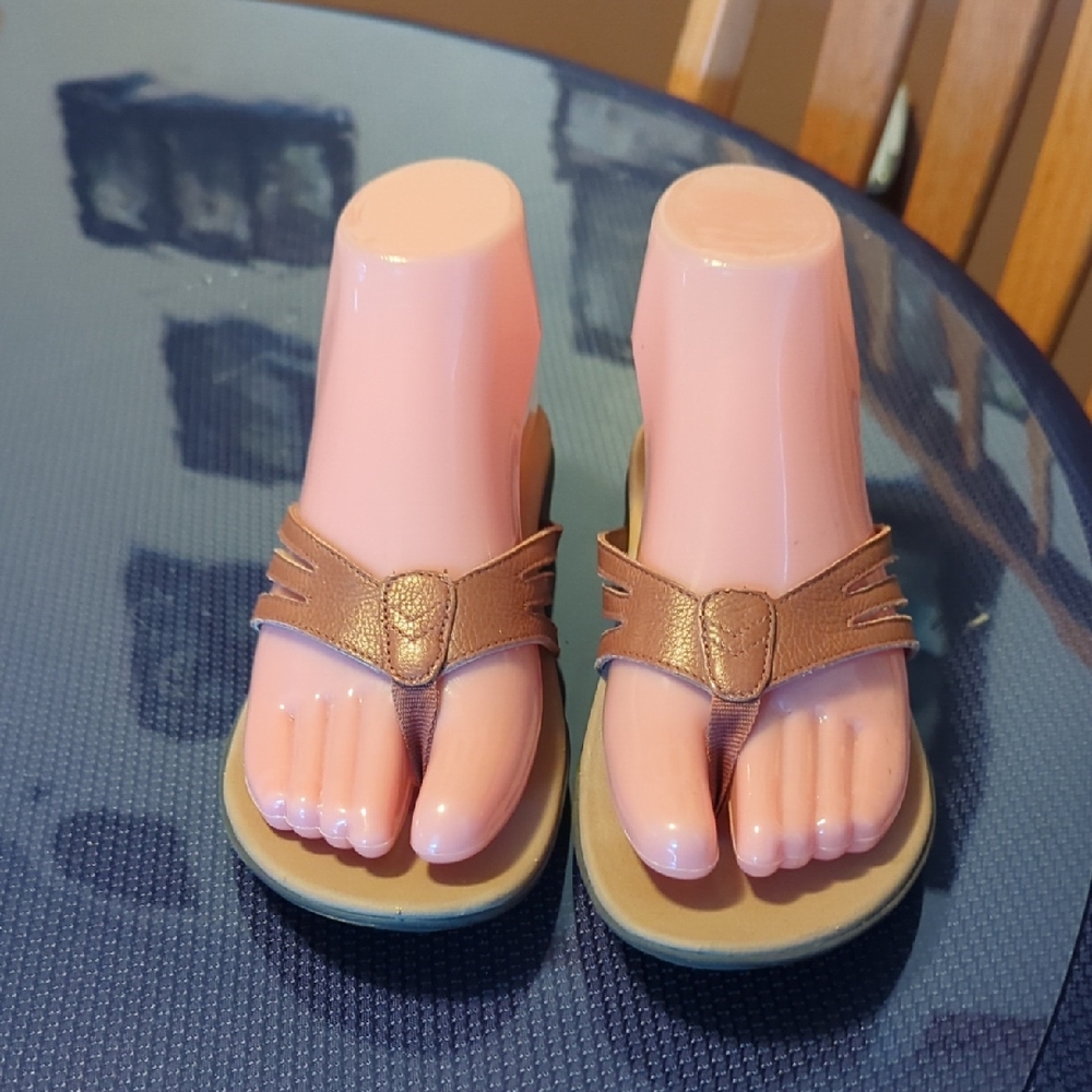Vionic Metallic Bronze Sandals